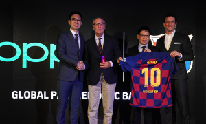 OPPO Reno 10x Zoom Limited Edition x FC Barcelona