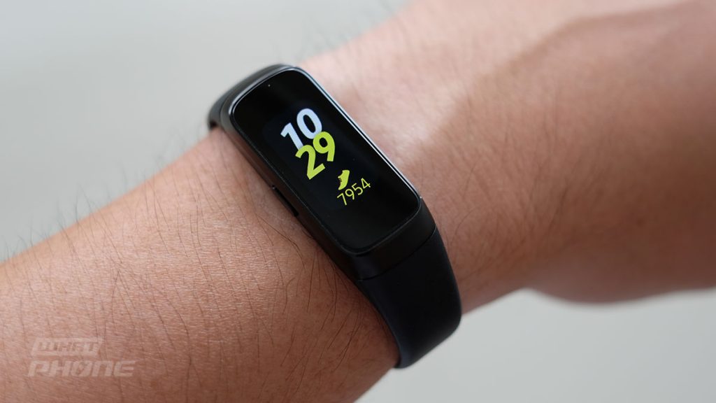 รีวิว Samsung Galaxy Fit สมาร์ทแบนด์จอสี วัดหัวใจ รองรับออกกำลังกายหลากหลาย