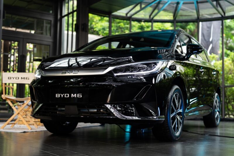  BYD M6