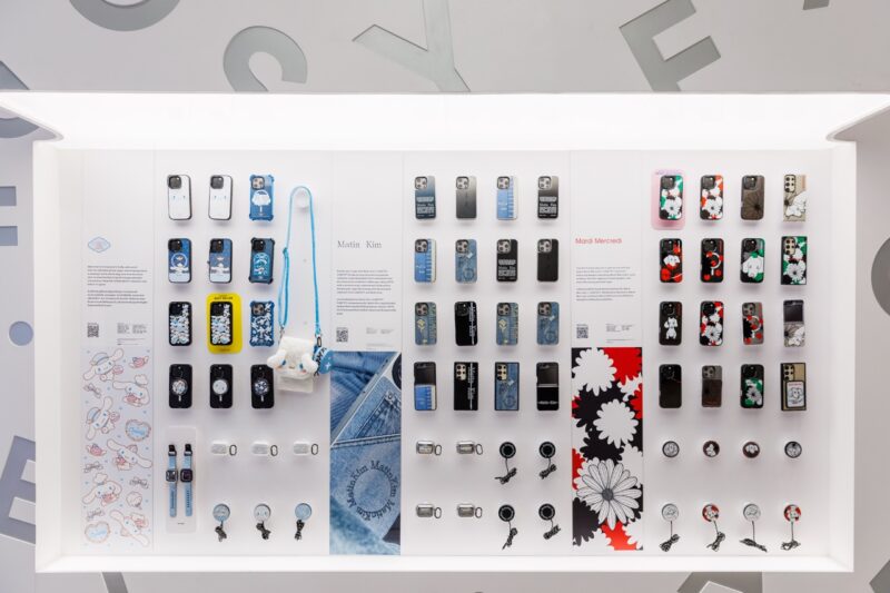 CASETiFY Studio centralwOrd