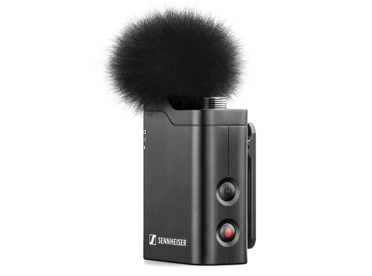 Profile_Wireless_Product_Shot_Cutout_TX_With_Windshield_Iso_Front Large