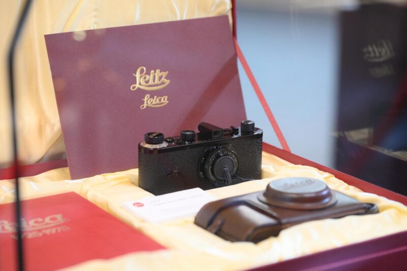 BIG Camera Leica