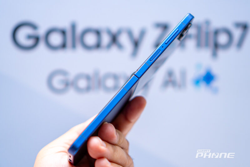 Samsung Galaxy Z Flip7